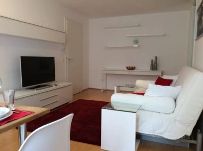 Gepflegte 2,5-Zimmer-Wohnung mit EBK in Schwabach