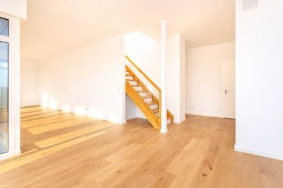 Exklusives Penthouse im Erstbezug – 4 Zimmer, große Terrasse & beeindruckender Weitblick!