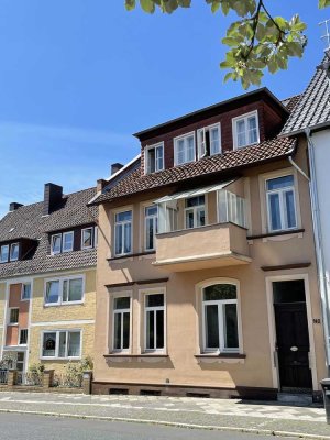 Dachgeschosswohnungen mit Altbau Charm
