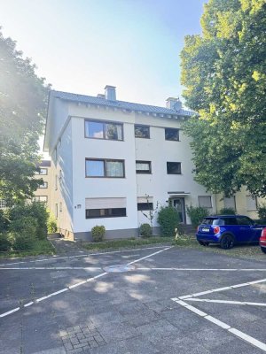 Familienfreundliche 4-Zimmer-Erdgeschosswohnung mit Balkon in Köln Rondorf