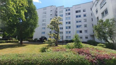 Sofort verfügbare, kernsanierte 3-Zimmerwohnung im Grünen