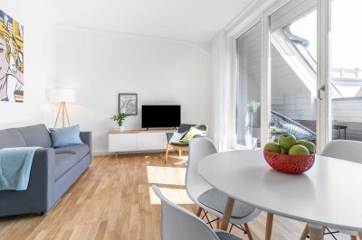 Möblierte 2-Zimmer Wohnung mit Balkon und Fußbodenheizung und frei verfügbares Fitnessstudio im Haus