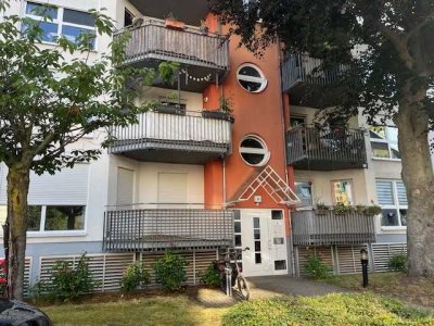 Schöne große 3-Raum-Wohnung mit Balkon und TG-Platz in Buckau!