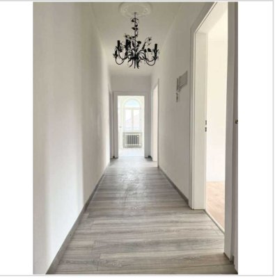 Stilvolle 4-Raum-DG-Wohnung in Baden-Baden