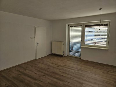 Ansprechende 6-Zimmer-Wohnung mit Balkon in Feldkirchen an der Donau
