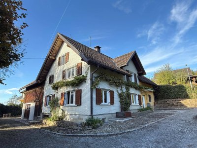 Haus mit Scheune und viel Potenzial / 950m2 Grundstück in Hohenems