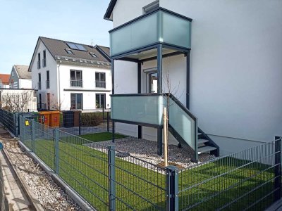 Schöne 2 ZKB Wohnung mit EBK, 2x Garten und Balkon ab 01.08.2024 befristet zu vermieten