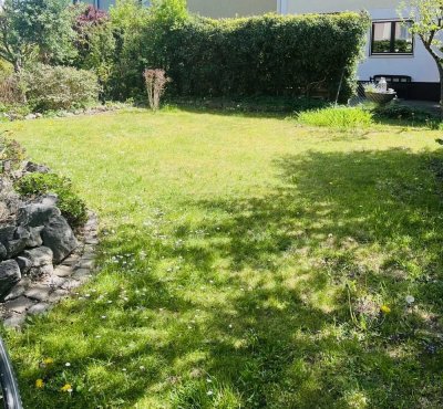Sonnige Doppelhaushälfte mit Wohlfühlcharakter
