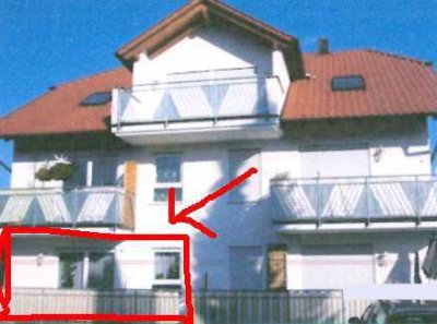 Gepflegte EG-Wohnung mit drei Zimmern und Balkon in Neuhausen-Schellbronn