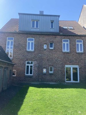Sonnige 4-Zimmer-Wohnung in Celle mit Gartenmitbenutzung, 750 € - 88 m² - 4.0 Zi.