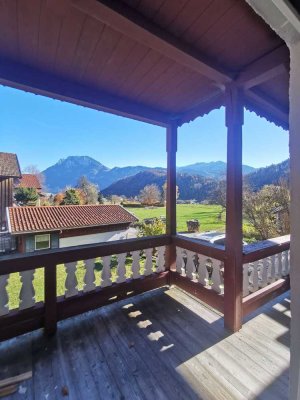 Großzügige 4 Zi. Wohnung mit Balkon und Gemeinschaftsgarten