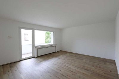 Lichtdurchflutete renovierte 3-Zimmer-Wohnung mit Balkon ins Grüne | provisionsfrei | MH-Styrum