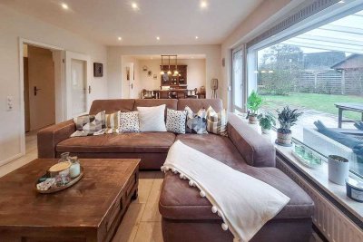 Modernisiertes Einfamilienhaus mit großem Garten, Carport und Garage, fußläufig zu Strand!