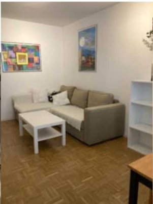 Helle, voll möblierte 2-Zimmer-Wohnung in München-Sendling.