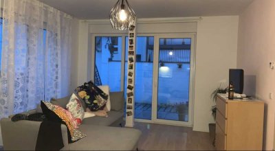 Exklusive 2-Raum-EG-Wohnung mit Balkon und Einbauküche in Nürnberg