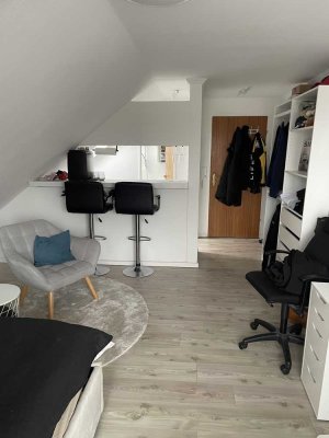 Lichtdurchflutete 1-Zimmerwohnung im schönen Fasangarten zu vermieten!
