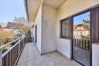 Großzügiger Maisonette -Wohntraum in einzigartiger Lage des Lindenhofes.
