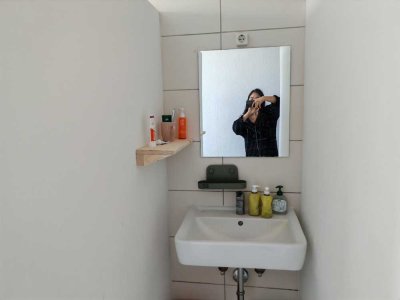 400 € - 40 m² - 1.0 Zi.