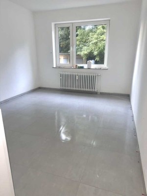 Erstbezug nach Sanierung: exklusive 4,5-Zimmer-Wohnung mit gehobener Innenausstattung