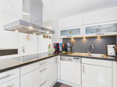 Ansprechende 2-Zimmer-Terrassenwohnung mit Balkon, Garten und EBK in Friedrichsthal