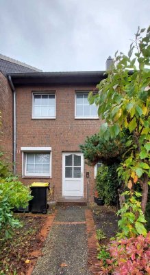 Schönes und gepflegtes 5-Raum-Rotklinker-Reihenhaus mit guter Ausstattung und Vollkeller.