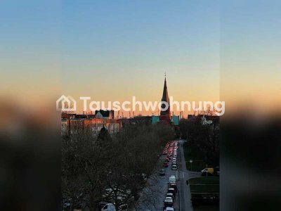 Tauschwohnung: Blick auf die Hafenkräne, Holzdielen und tolle Nachbarn