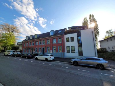 Schöne helle lichtdurchflutete Wohnung/Gewerbeeinheit in AC-Laurensberg mit Blick ins Grüne