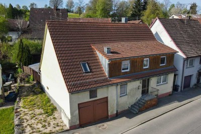 Wohnhaus mit Potenzial ...  mit Garten • in naturnaher Umgebung