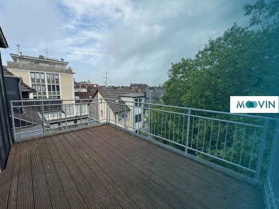 Helle 2-Zimmer-Wohnung mit großer Dachterrasse