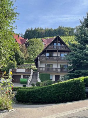 Exponiertes Einfamilienwohnhaus mit Einliegerwohnung in Sasbachwalden