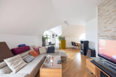 Urbaner Wohntraum in Liesing: Modernes DG mit Erkerfenster &amp; Flair!