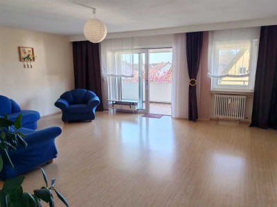 gepflegte 4,5-Zimmer-Wohnung mit sonnigem Balkon