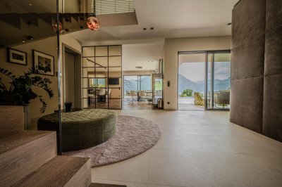 Traumhafte Design-Villa mit Panoramablick auf den Traunsee