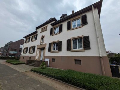 Großzügige 3 Zimmer-Wohnung im I. Obergeschoss in Geldern zu vermieten