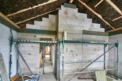 +++ Unfertiges Einfamilienhaus mit Doppelcarport +++