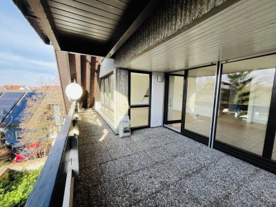 Gärtingen-Rohrau: 3,5 Zimmer-DG-Wohnung mit SW-Balkon