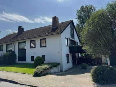 Großzügige 4-Raum-Wohnung mit Terrasse, Garten und Garage in ruhiger Lage