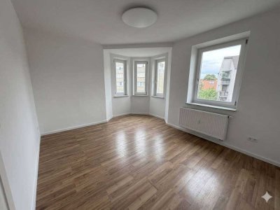 6,4% RENDITE - Stilvolle 2,5-Zimmer-Wohnung mit Altbaucharme