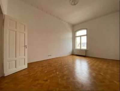 traumhafte 3-Zimmer Altbauwohnung