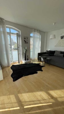 Attraktive 2-Zimmer Wohnung mit EBK und Balkon in Bad Aibling