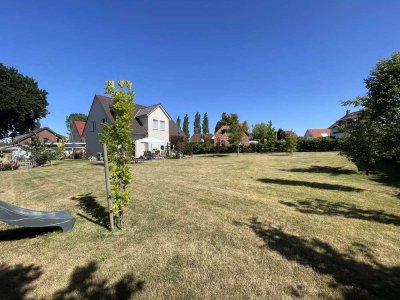 Traumhaftes Einfamilienhaus mit idyllischem Grundstück
