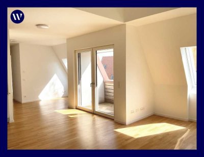 WILLKOMMEN Zuhause! Maisonette mit großem Wohnbereich // 2 Bäder // Loggia // Einbauküche // Aufzug
