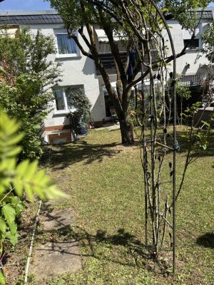 Freundliches und vollständig renoviertes 5-Raum-Reihenhaus in Wiesbaden Biebrich