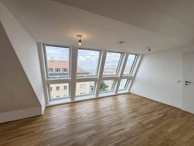 Charmante Dachgeschoßwohnung mit Terrasse – Ab sofort verfügbar!