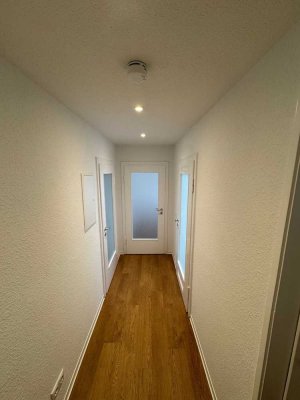 Helle 3-Zimmer-Wohnung mit Balkon in Hannover Göttinger Chaussee