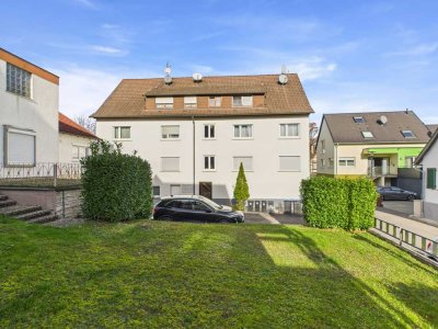 Sofort frei! Energieeffizienzklasse B, 3 Zi. Whg., Tageslichtbad, EBK, Terrasse, Gartenanteil