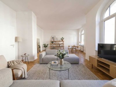 Stadtfeld Ost - Altbau-Highlight - hell, hohe Decken, Parkett & EBK - Eigennutzung/ Kapitalanlage