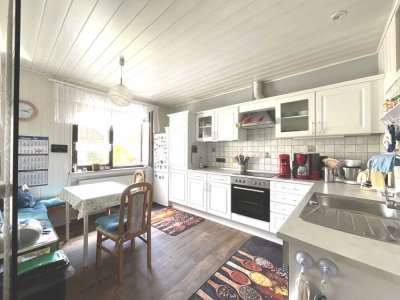 -Reserviert- Vielseitiges MFH mit ca. 390 m², Garten und Potenzial – langfristig vermietet in Wildec