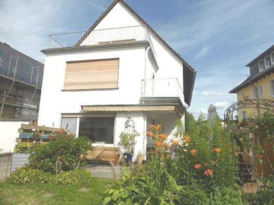 Kaufpreissenkung: Hanau, Musikerv., 4-FH, sof. frei für 2-3 Fam., Garten, 2 Garagen, Wilhelmsb. Park
