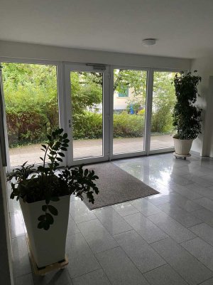 Attraktive 4-Zimmer Wohnung mit zwei Terrassen im EG in Weil am Rhein